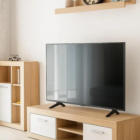 4-quiet - 8 Min From The Center New Building 코시체