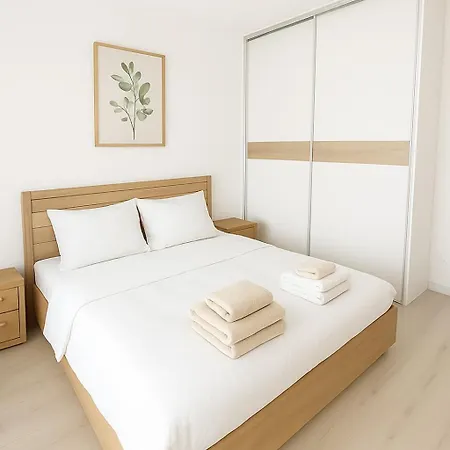 Apartment 4-quiet - 8 Min From The Center New Building