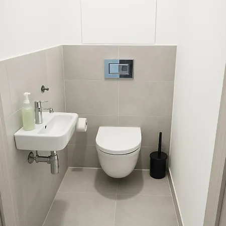 4-quiet - 8 Min From The Center New Building Apartamento Košice